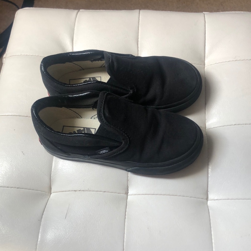 Toddler size 9 black vans, gently used